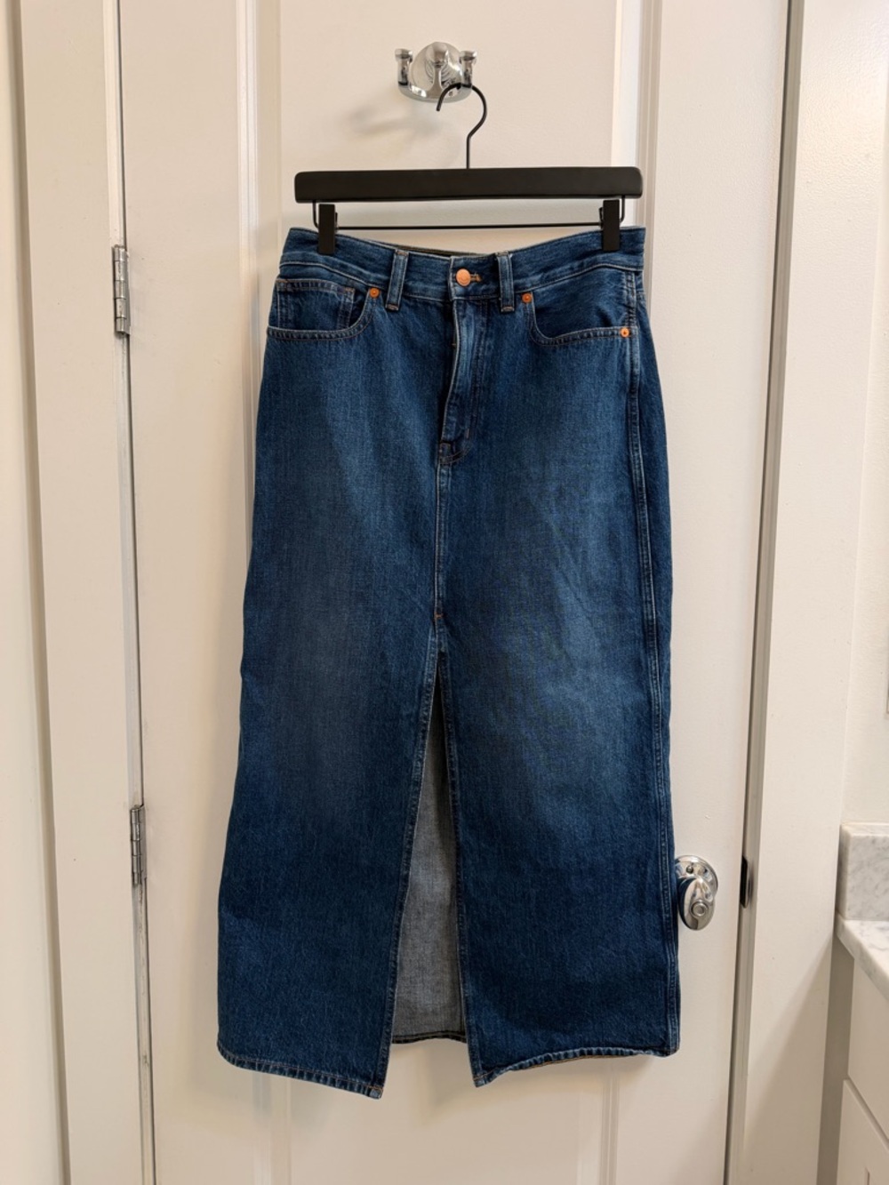 Madewell Denim Front Slit Midi Skirt in Kincord Wash - 28 - Picture 2 of 5